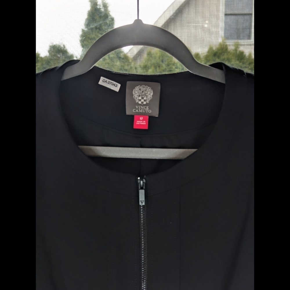 Vince Camuto Women's Black Zip Blazer With No Collar - Picture 3 of 10